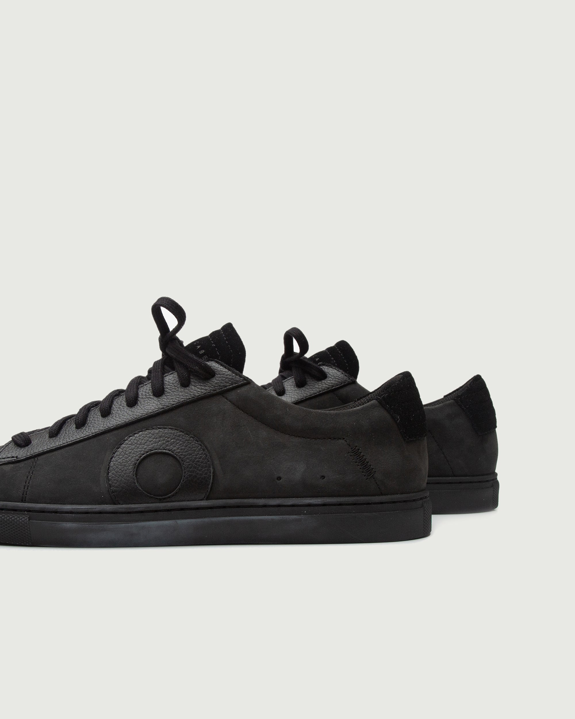 Low 1 | Anthracite - Image 3